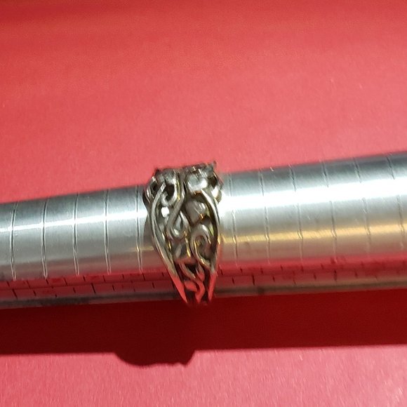 925 Sterling Silver Heart Ring - Picture 4 of 6